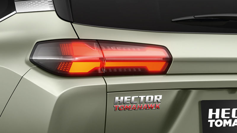 FLOATING LIGHT TURN INDICATOR