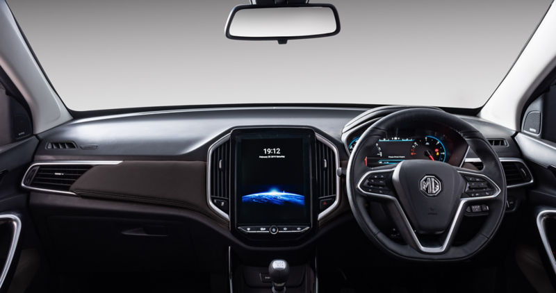 MG hector interior leather steering wheel image