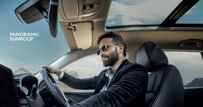 MG Hector Blackstorm