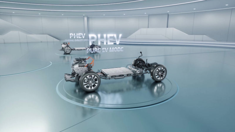 MG Adapt Pure EV Mode – silent zero-fuel electric driving